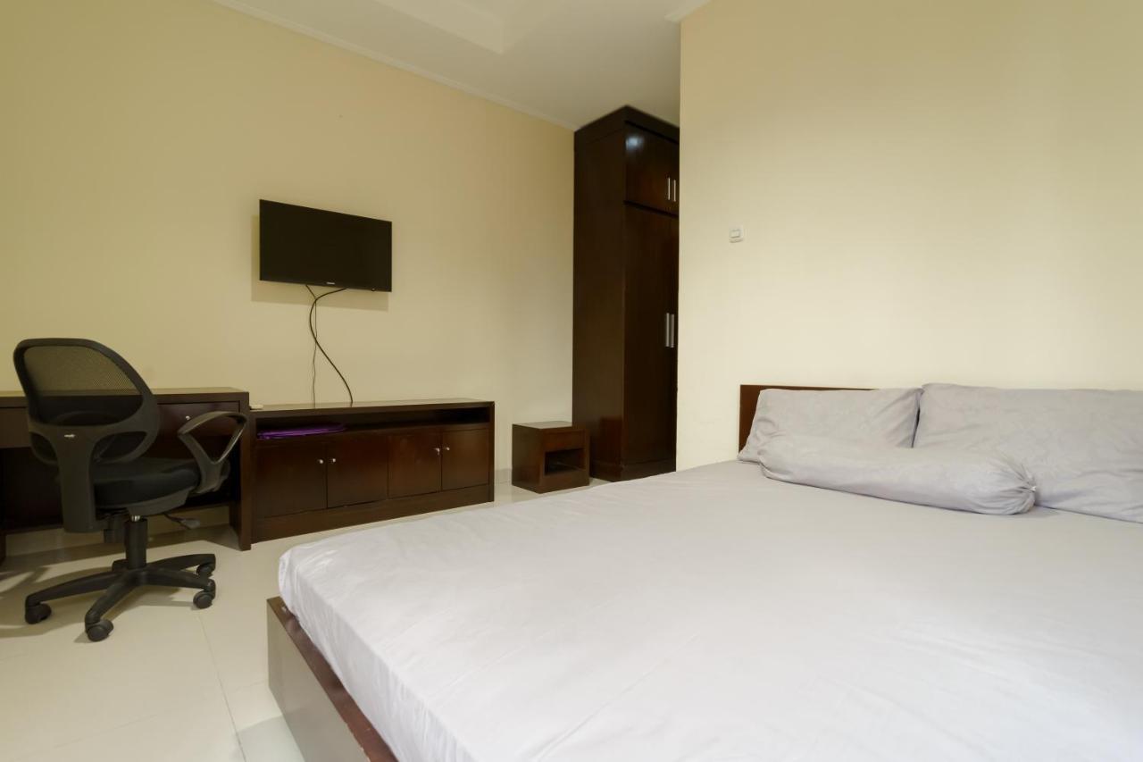 Dago Suites Syariah Cikarang Mitra Reddoorz Бекасі Екстер'єр фото